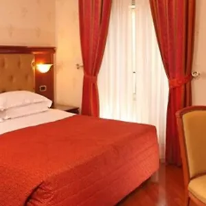 3* فندق فندق سيرينا