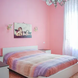 Apartament Frattina De Luxe, Rzym